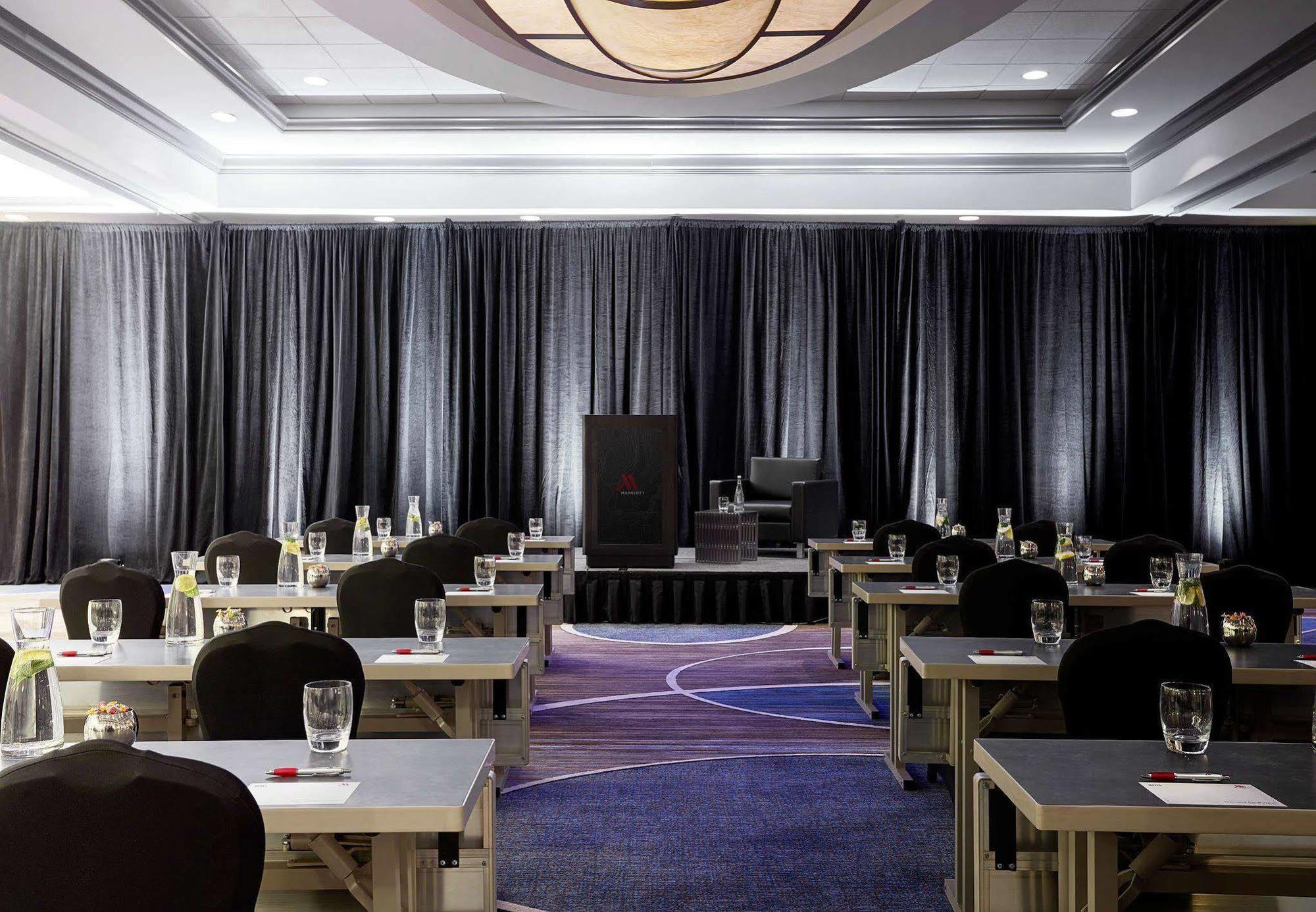 Baltimore Marriott Inner Harbor At Camden Yards Exterior foto